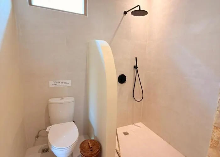 Saraswati I Villa *
